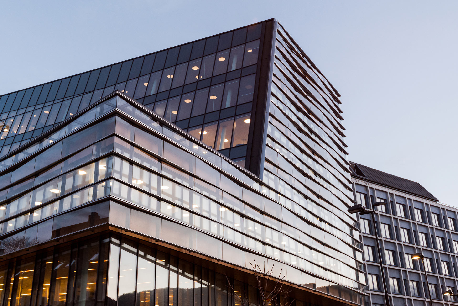 Robston Tower: A Modern Commercial Icon
