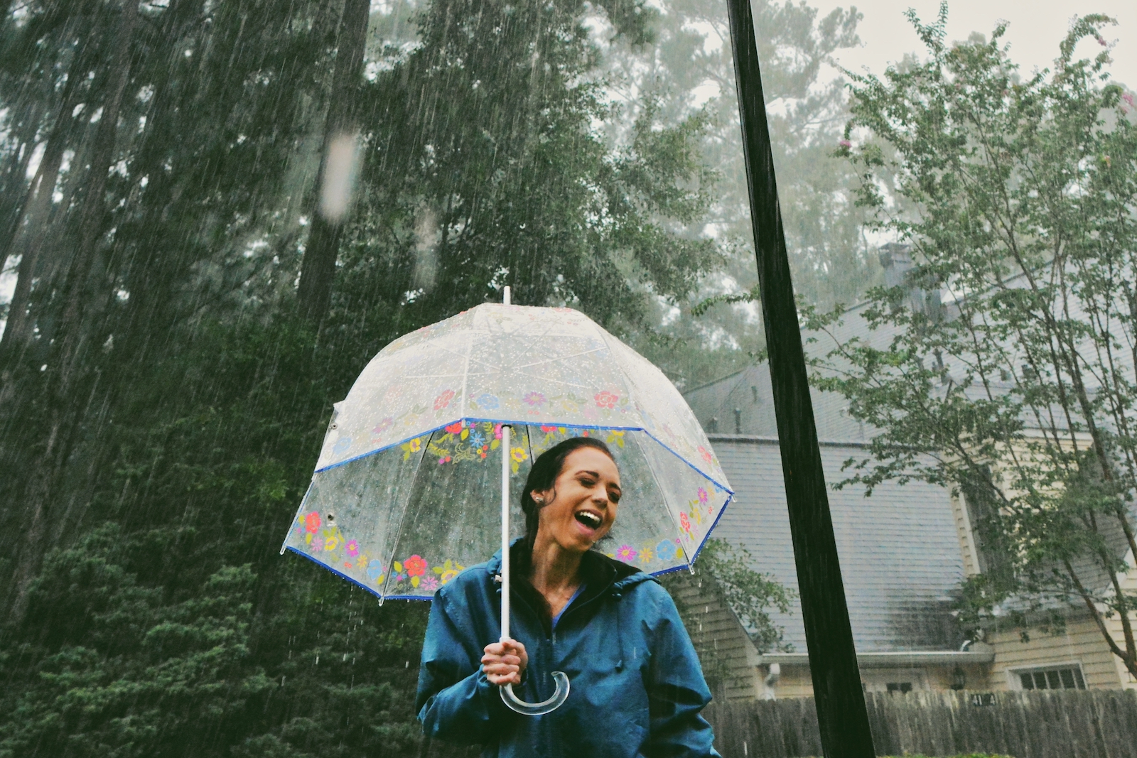 Are Outdoor Bamboo Blinds Suitable for Singapore’s Weather?
